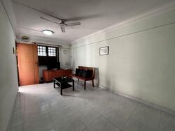 Blk 220 Serangoon Avenue 4 (Serangoon), HDB 3 Rooms #579790451